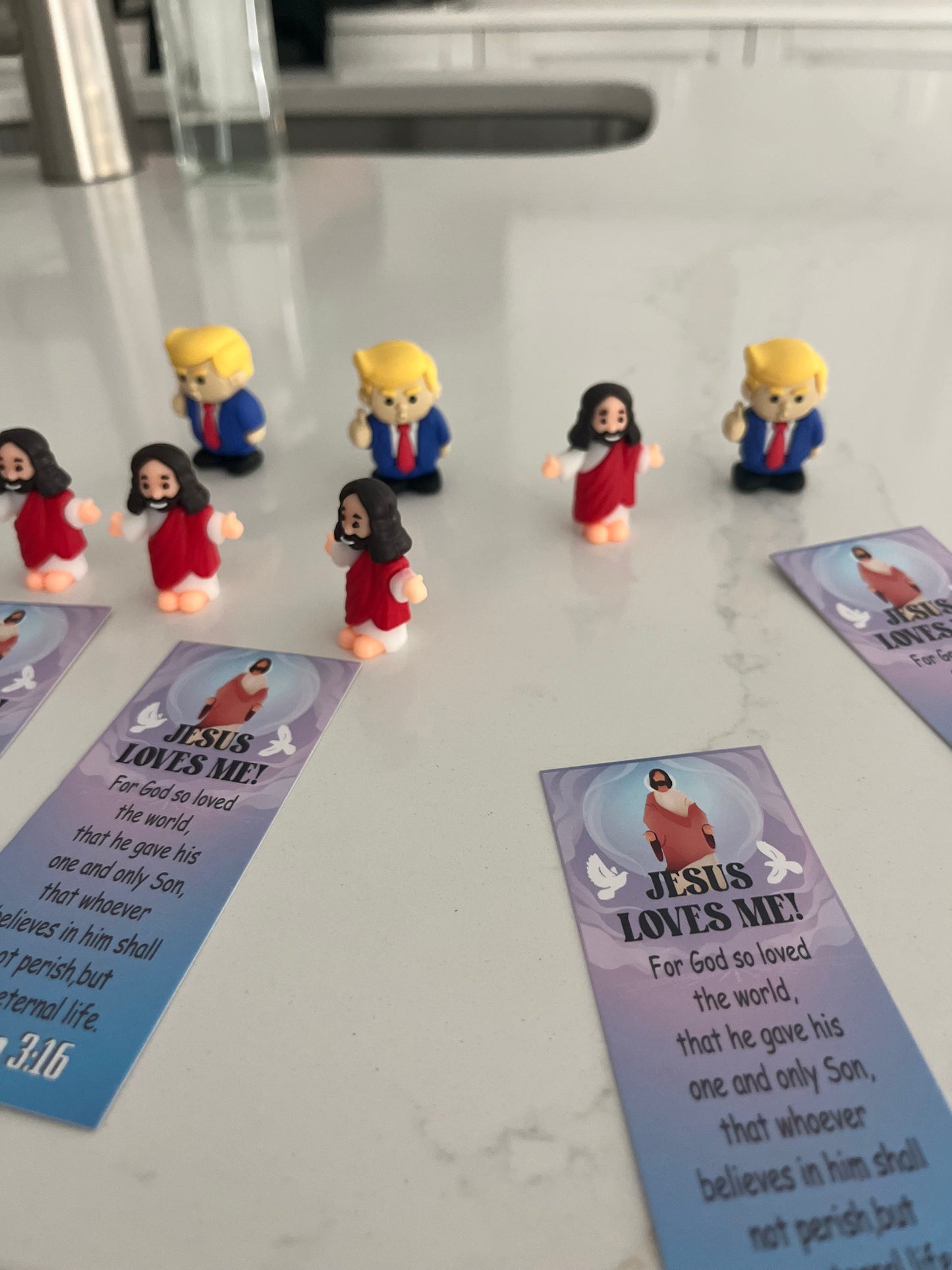 Pocket Jesus (Pack of 25) $.51 each /$12.95